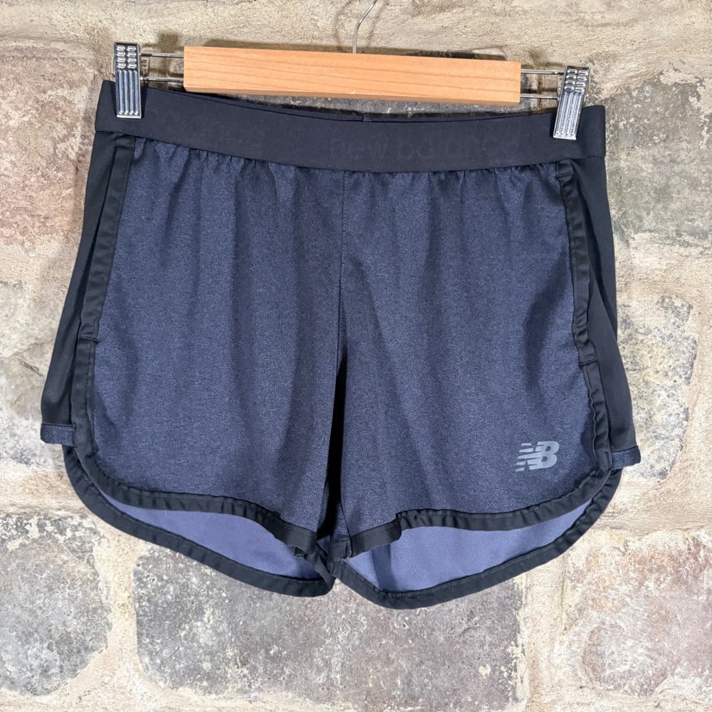 New Balance Women's Running Shorts‎ Gray Small Logo Athletic Gym Workout Small